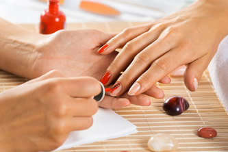 YOUTH MANICURE
